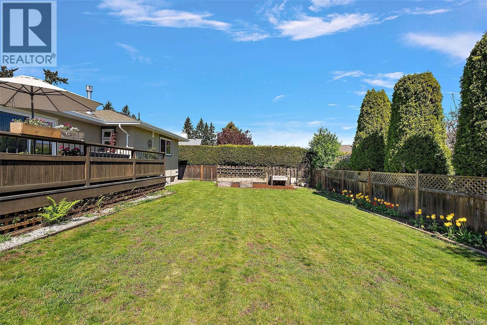 2455 Costa Vista Pl - 28
