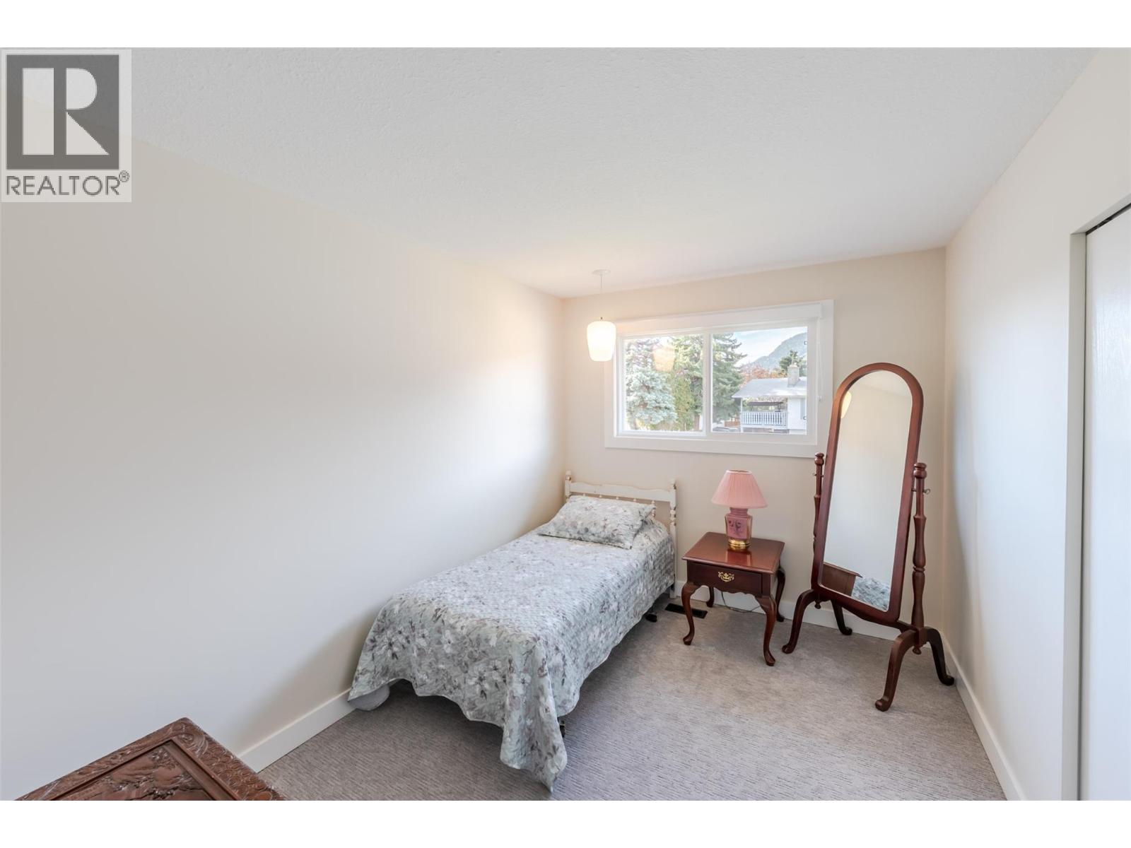 2516 Nicolson Street, Penticton