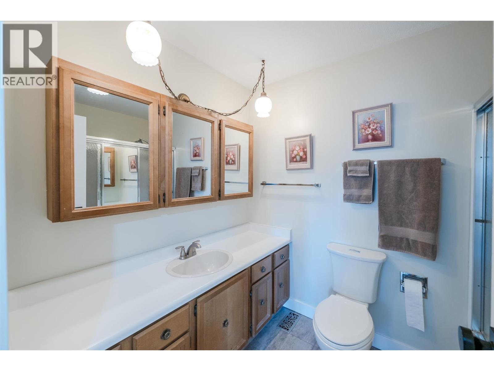 2516 Nicolson Street, Penticton