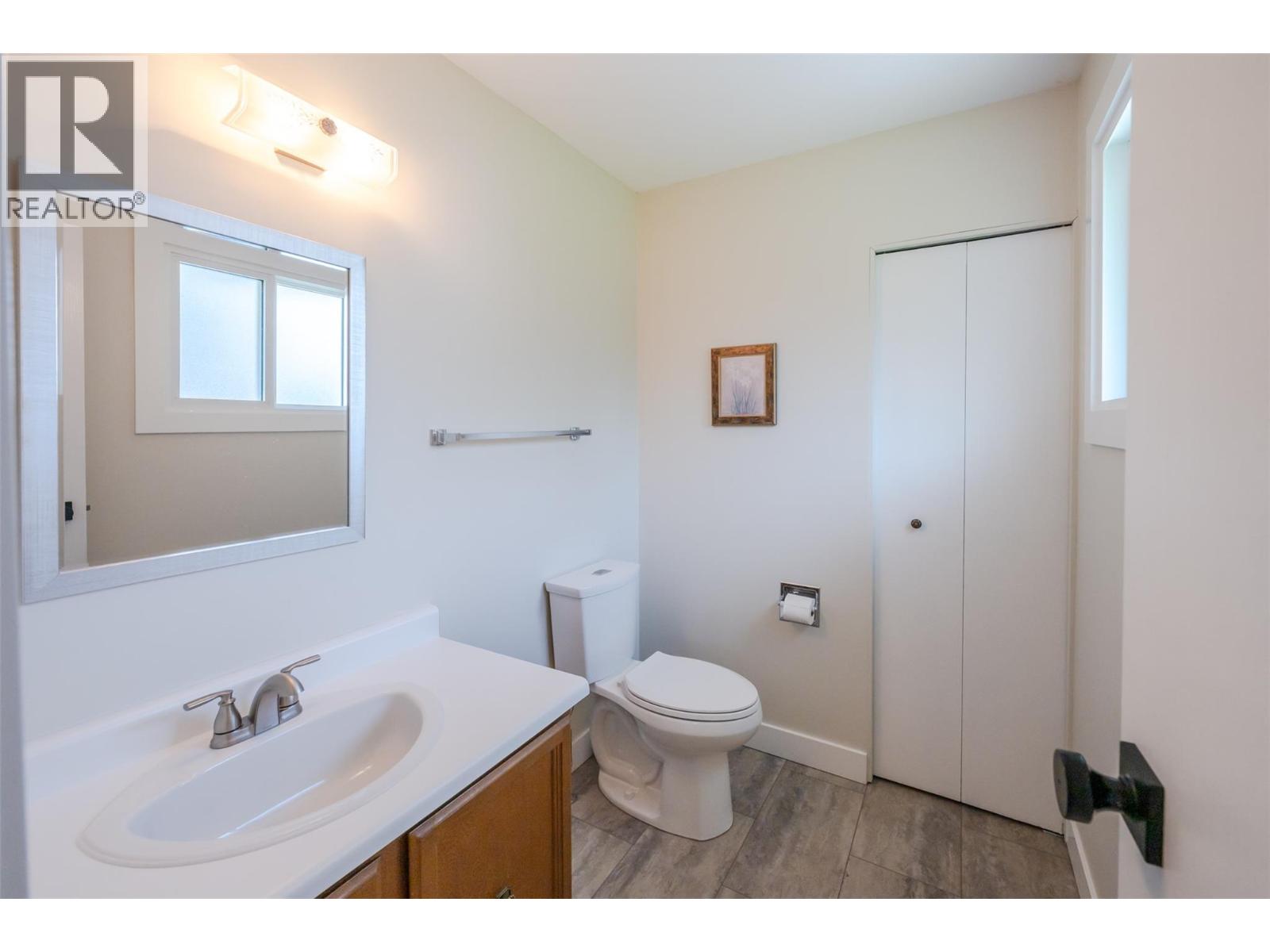 2516 Nicolson Street, Penticton