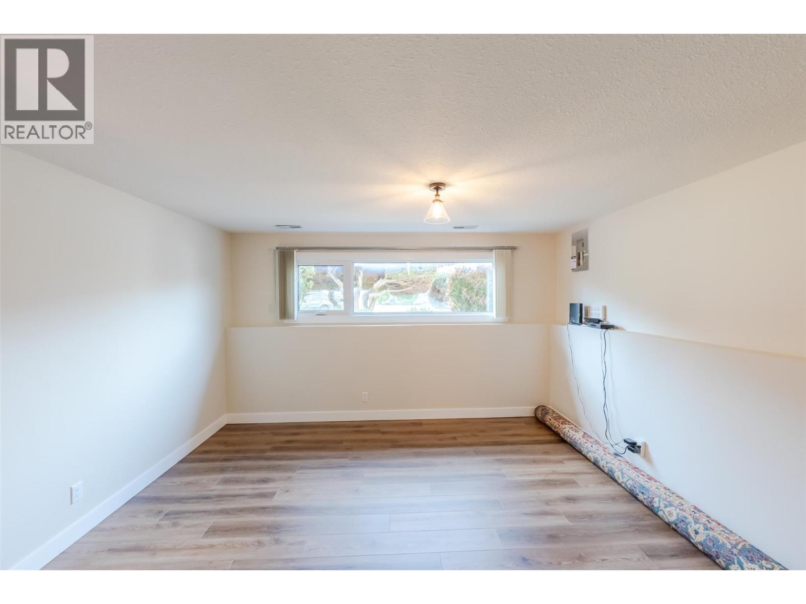 2516 Nicolson Street, Penticton