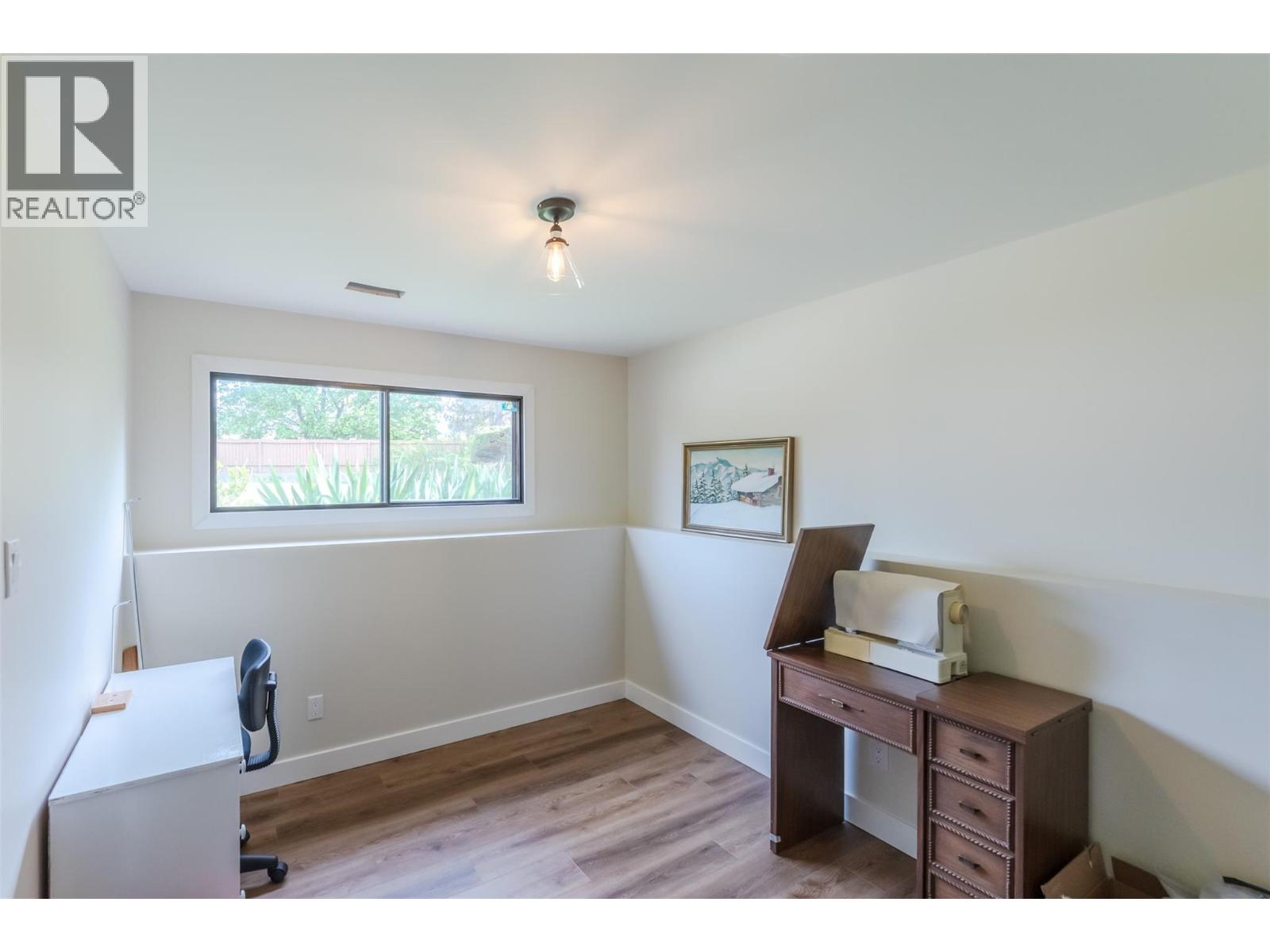 2516 Nicolson Street, Penticton