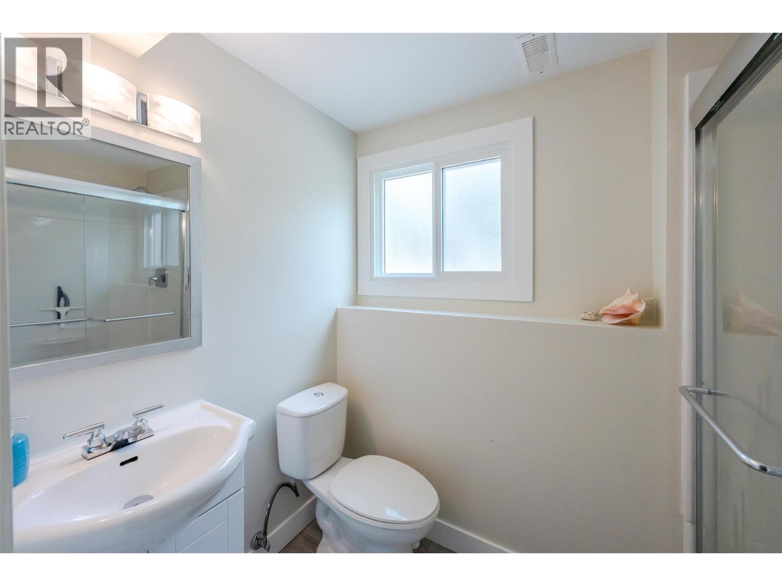 2516 Nicolson Street, Penticton