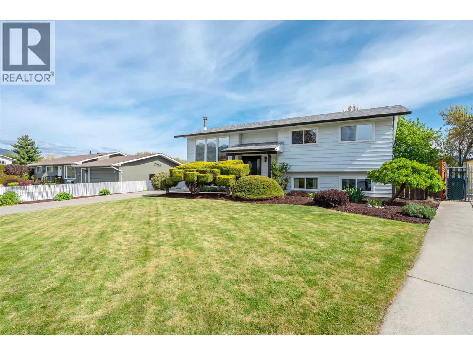 2516 Nicolson Street, Penticton