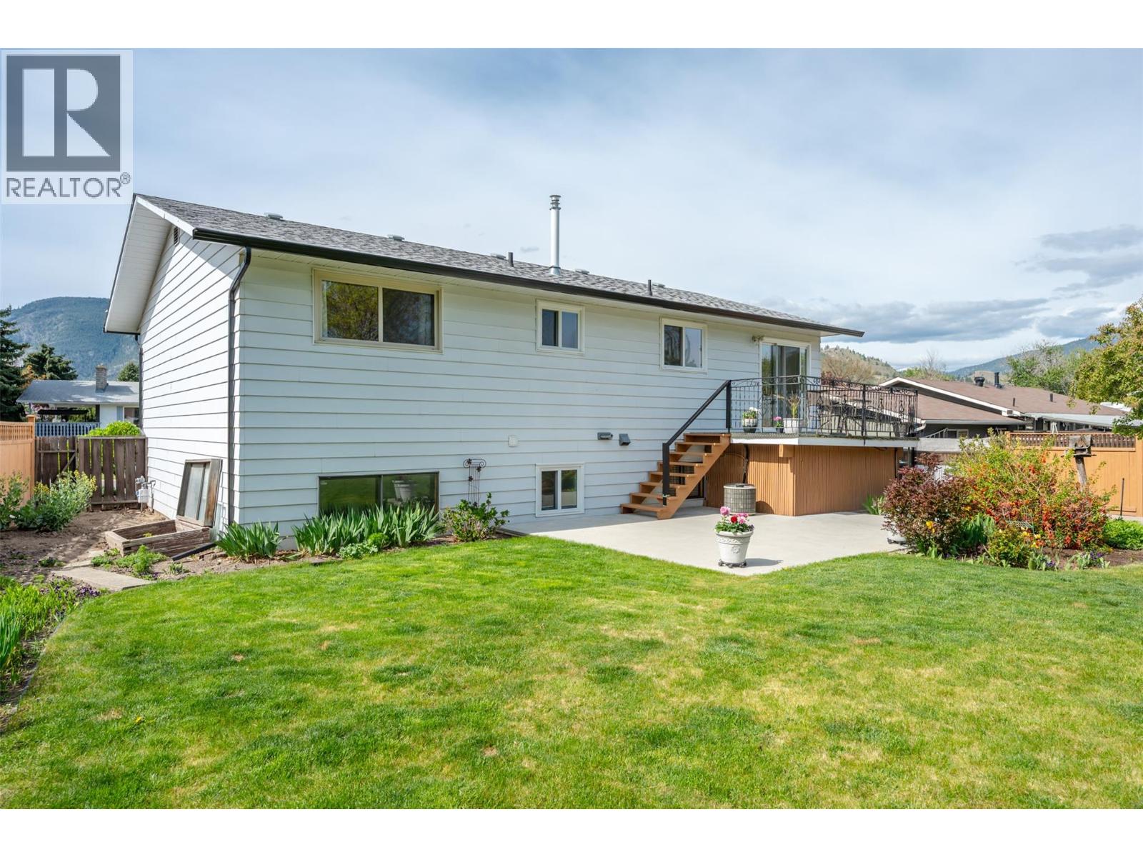 2516 Nicolson Street, Penticton