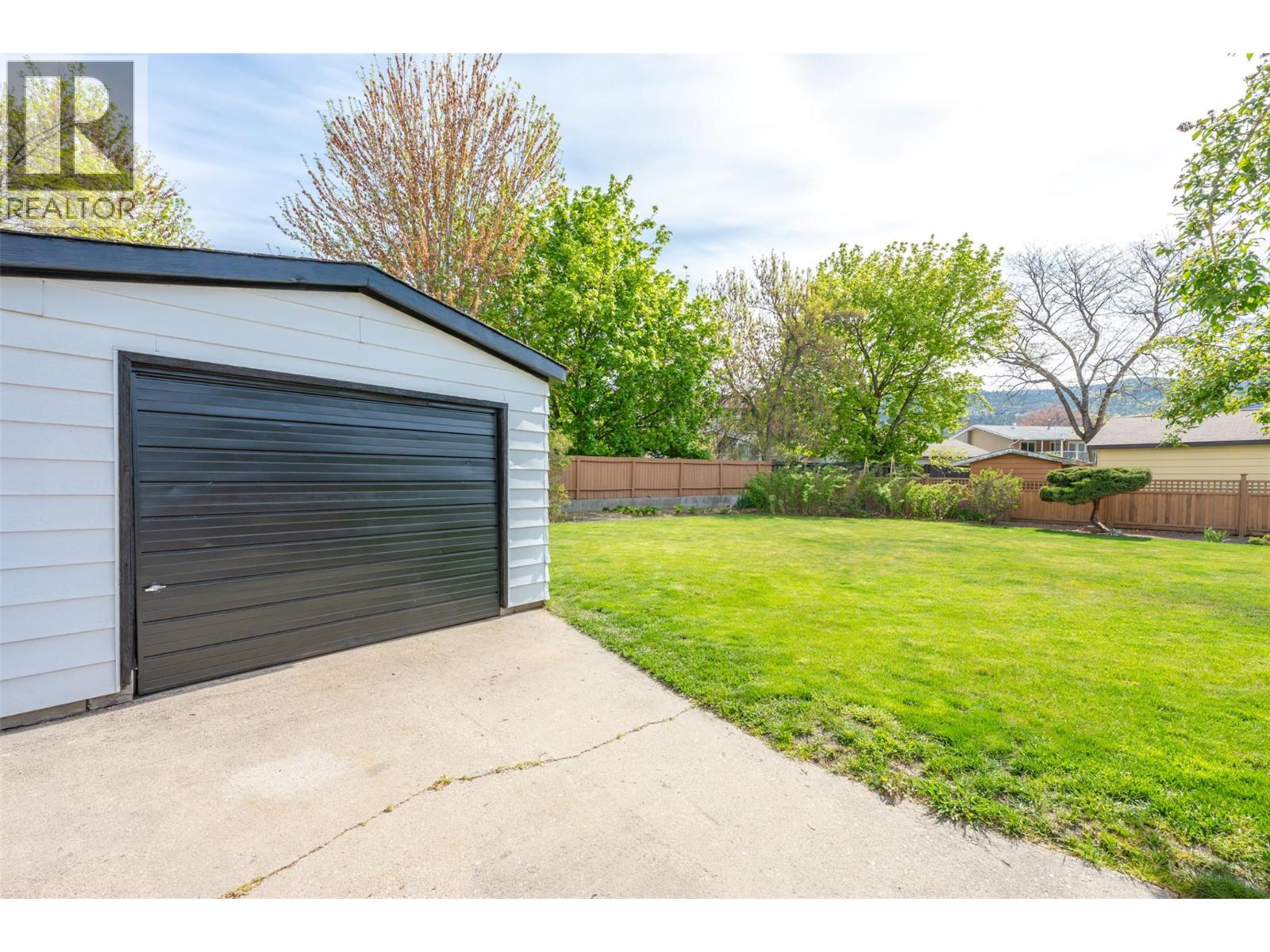 2516 Nicolson Street, Penticton