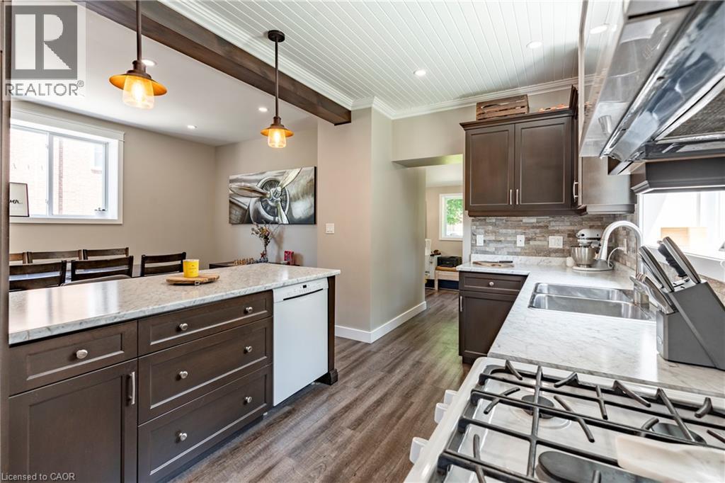 422 LAMBTON Street W - 15