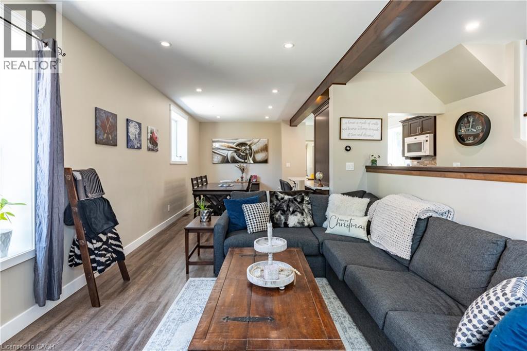 422 LAMBTON Street W - 5