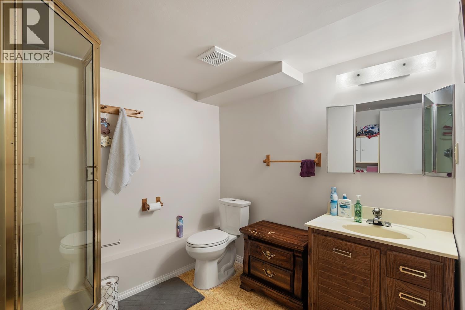 925 Alpine Way - 16