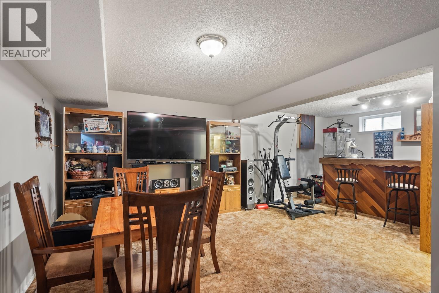 925 Alpine Way - 13