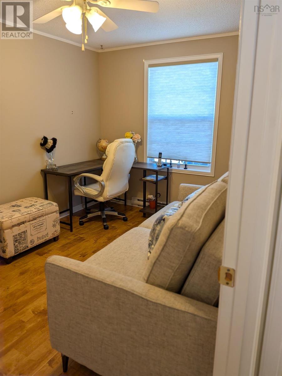 10 Osprey Court - 11