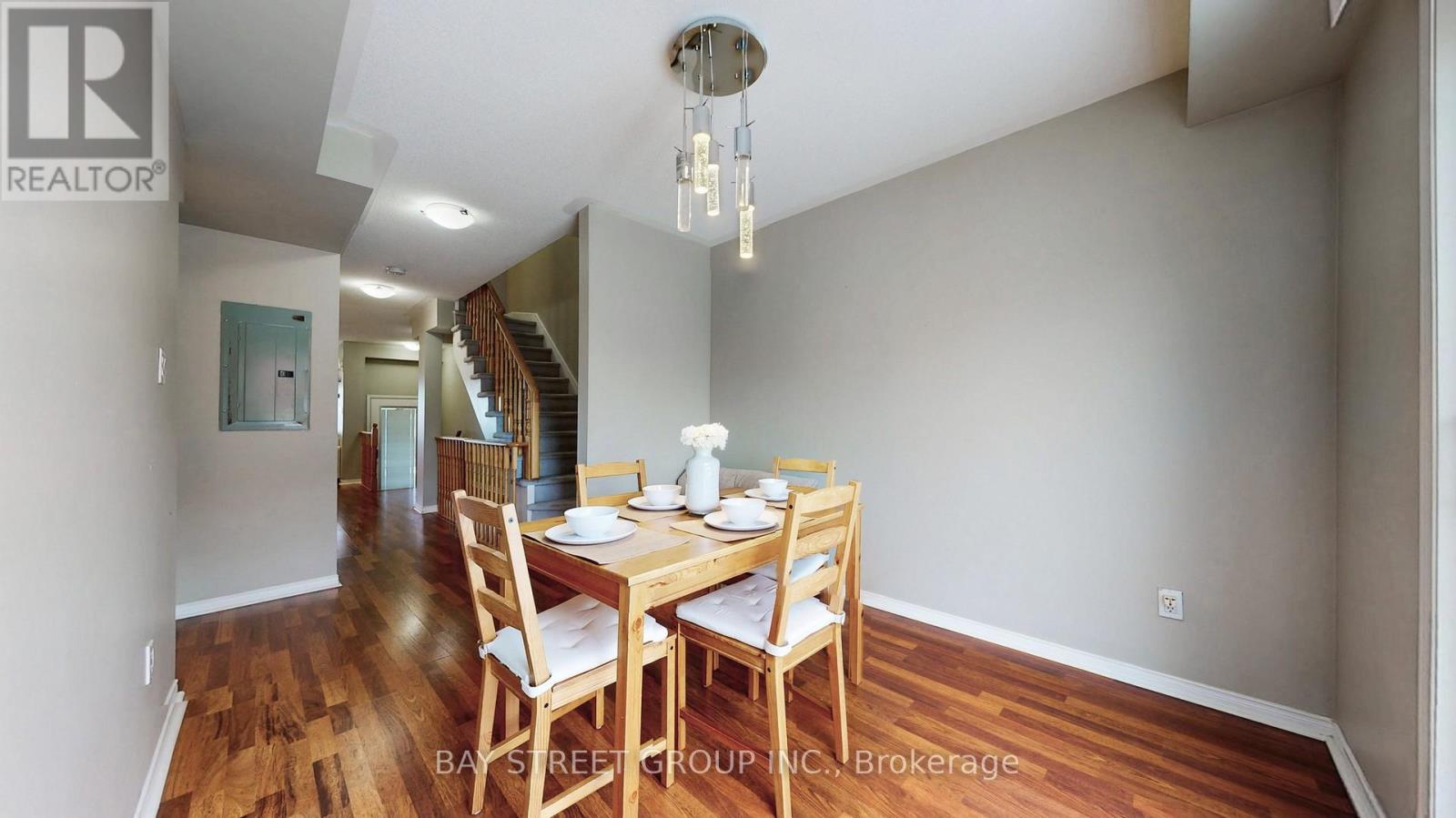 #13 3975 EGLINTON AVENUE W - 10
