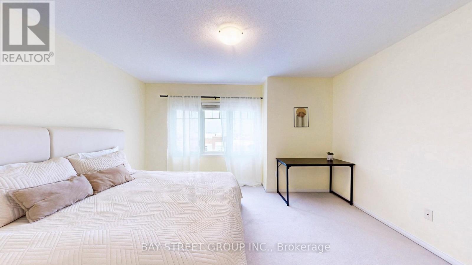 #13 3975 EGLINTON AVENUE W - 14