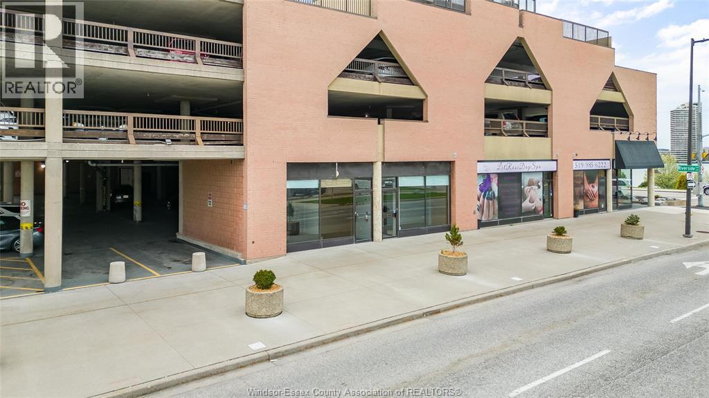 515 RIVERSIDE DRIVE West Unit# 104A, Windsor, Ontario — Photo 3