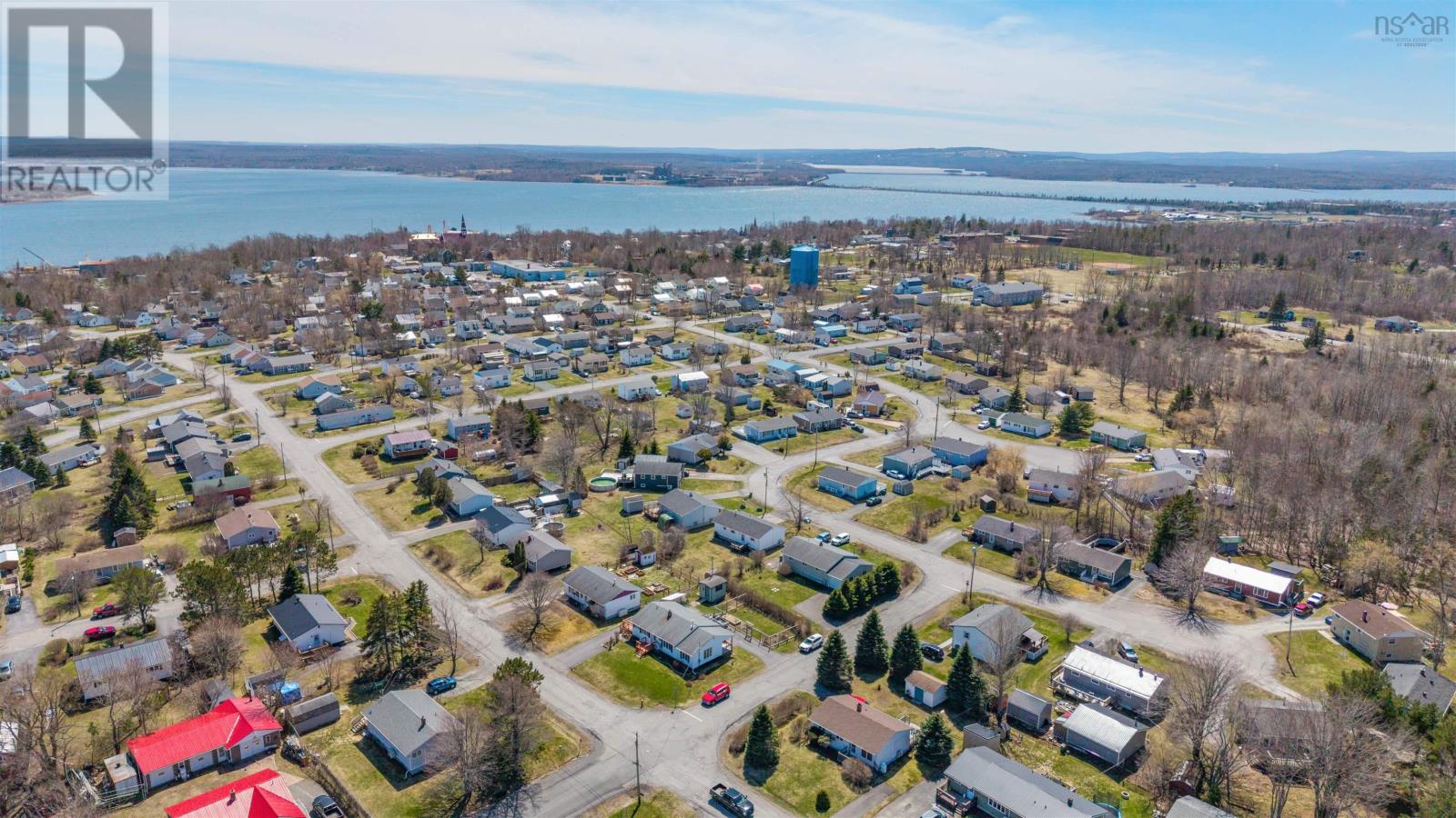 Property 10 of 42 of 179 CEDAR Street