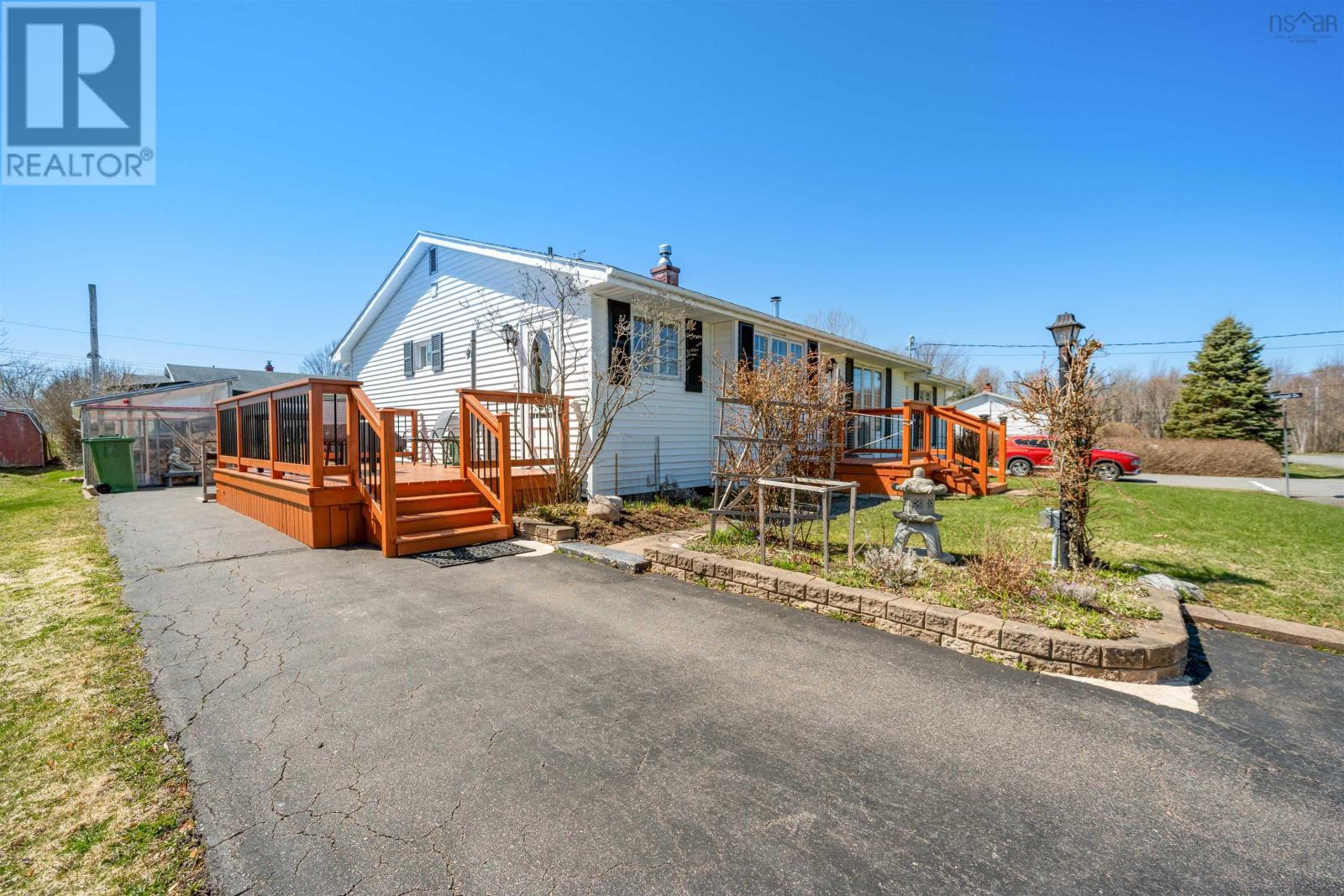 Property 2 of 42 of 179 CEDAR Street