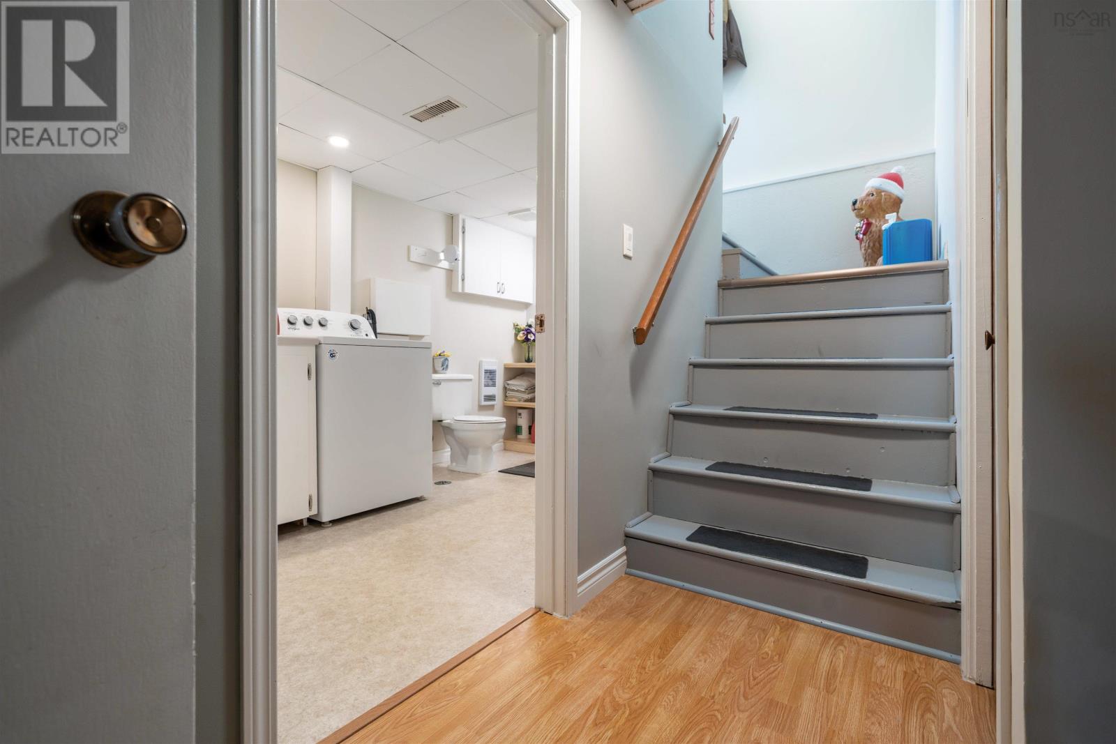 Property 32 of 42 of 179 CEDAR Street