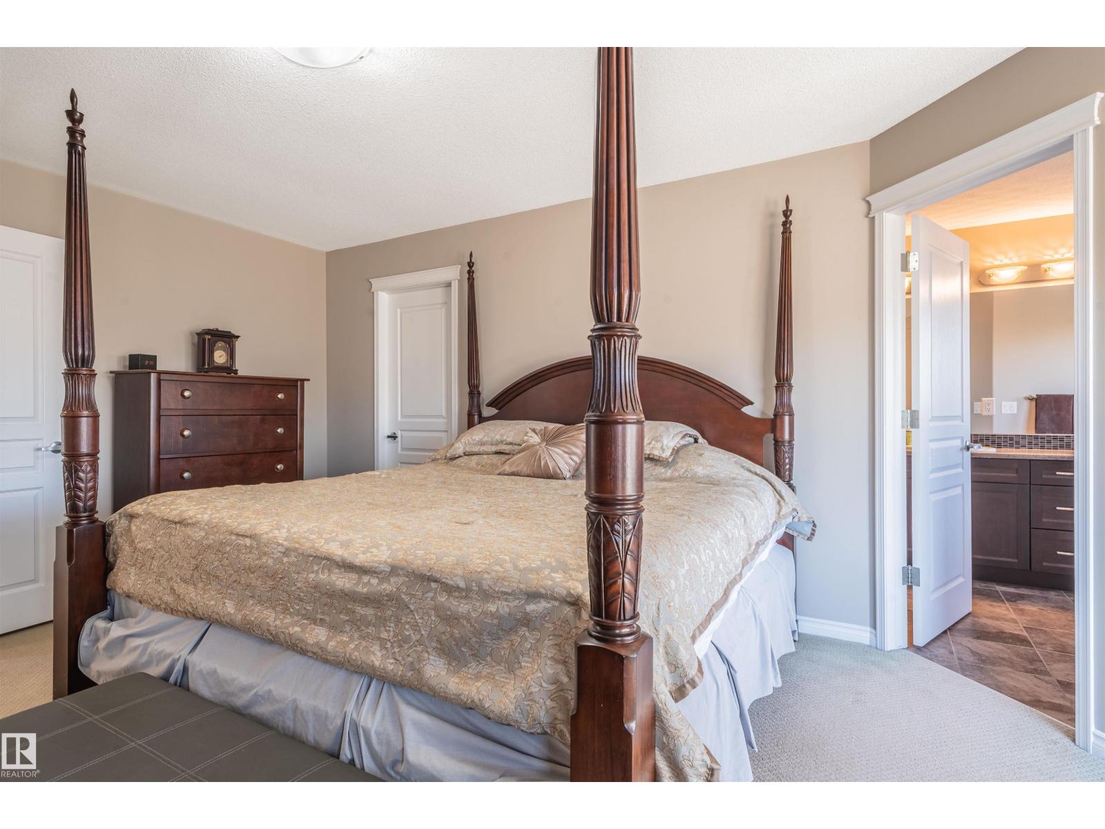 121 ELLINGTON CR, St. Albert