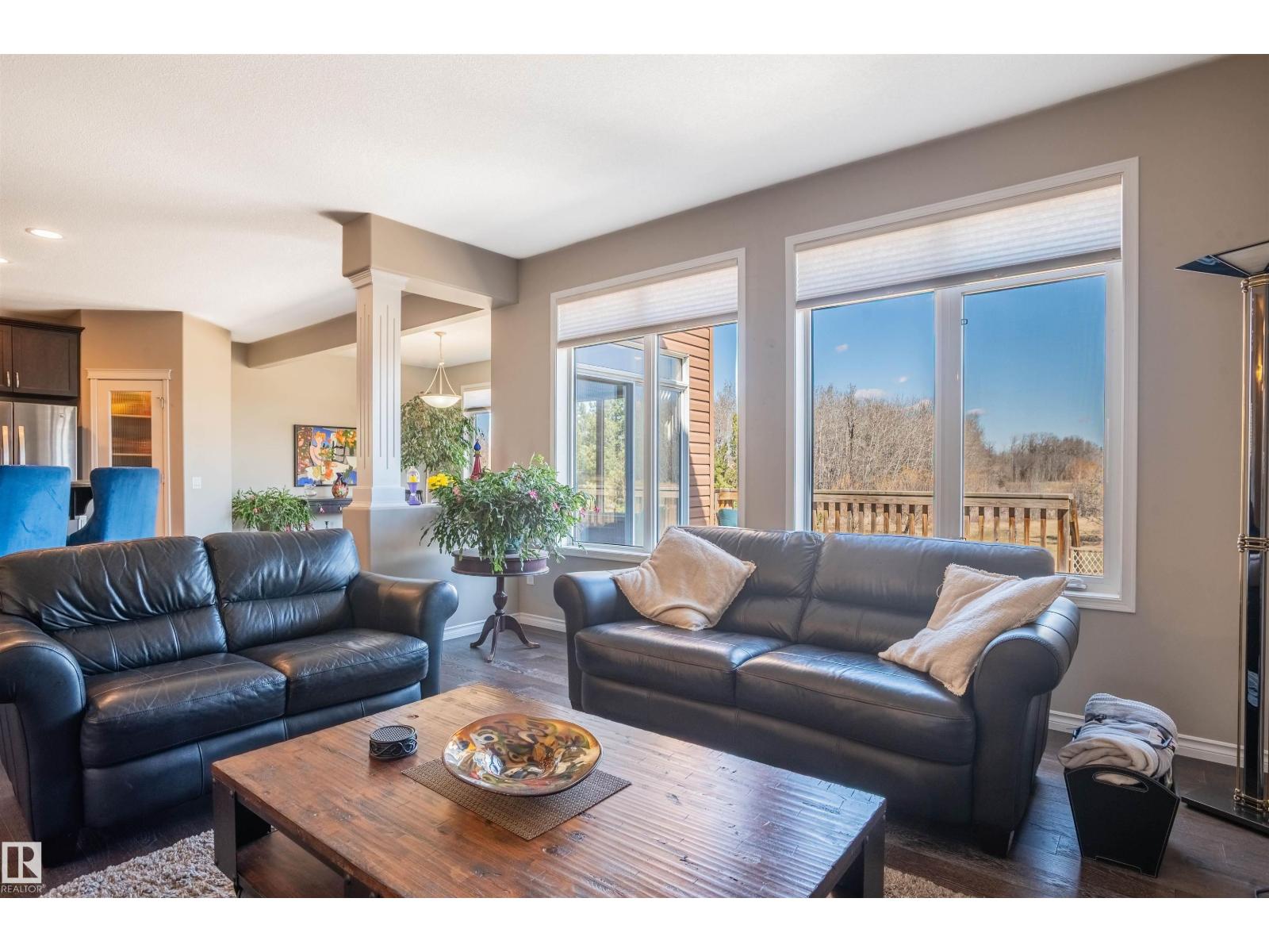 121 ELLINGTON CR, St. Albert