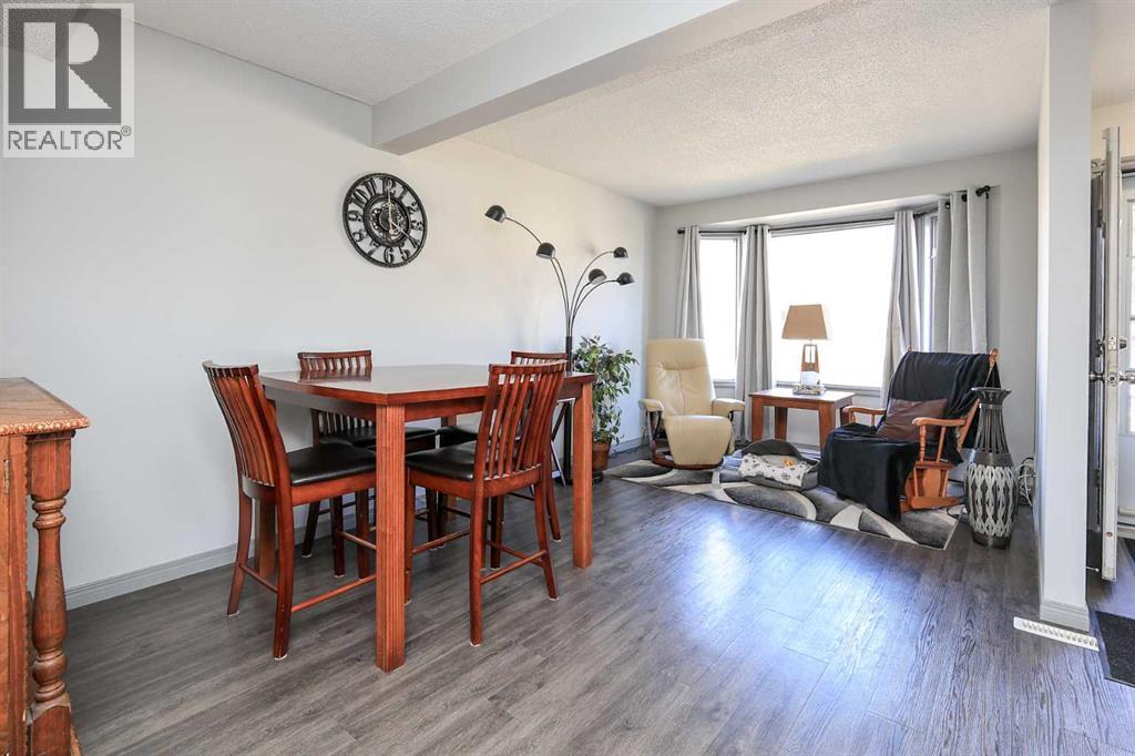76 Good Crescent, Red Deer
