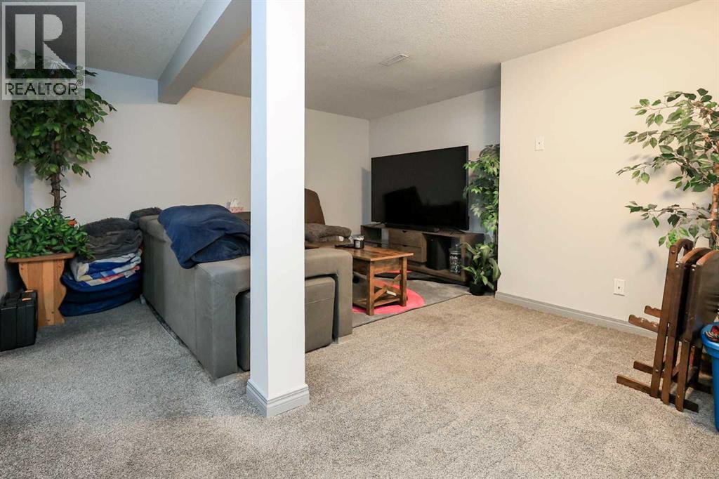 76 Good Crescent, Red Deer
