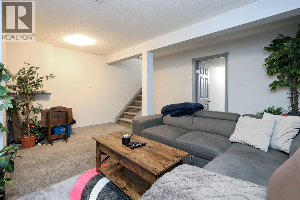 76 Good Crescent, Red Deer