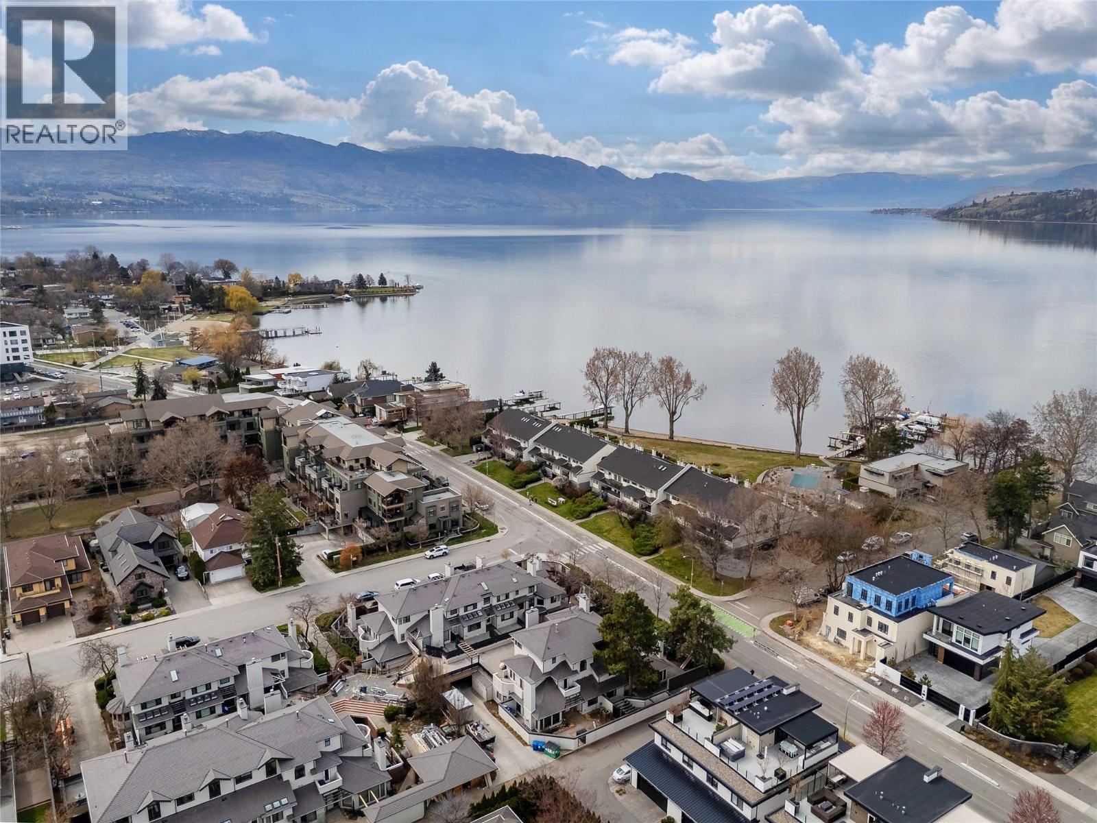 2831 Abbott Street, Kelowna
