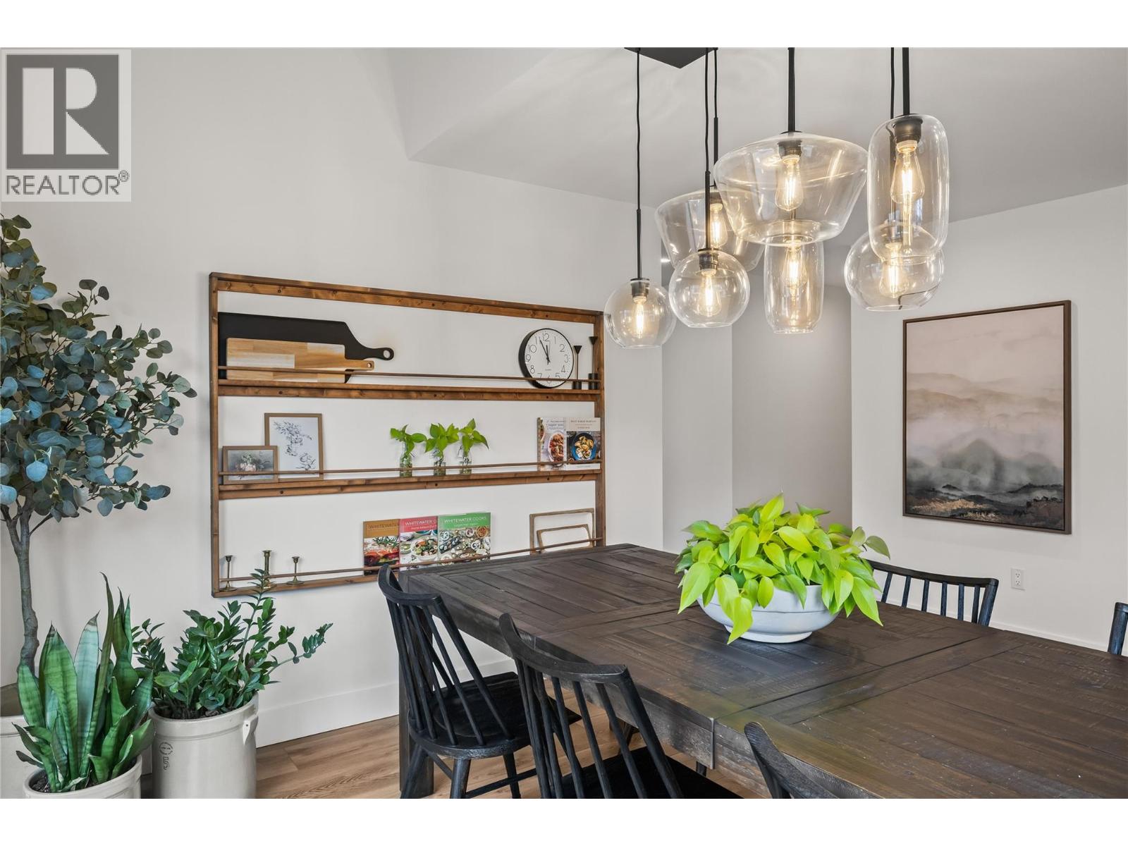 2831 Abbott Street, Kelowna