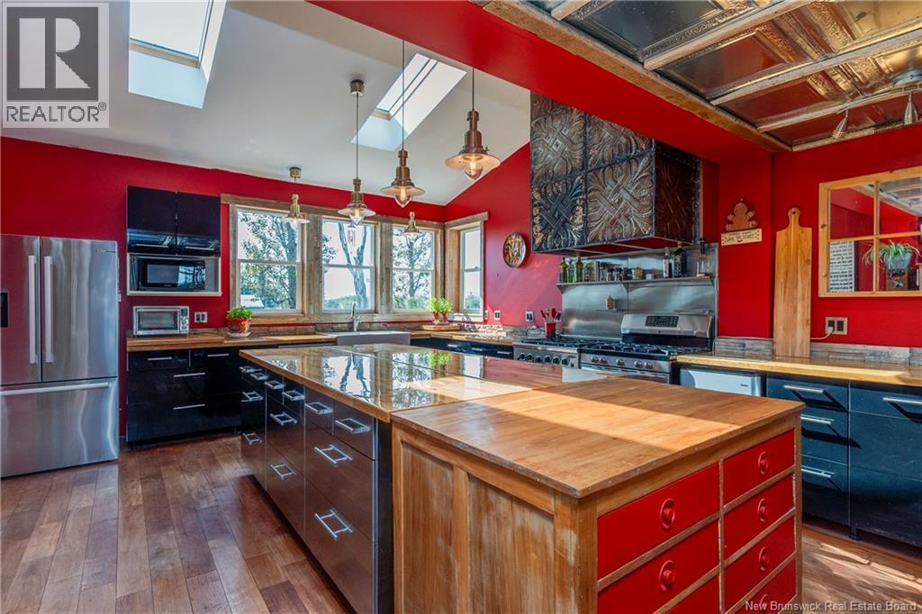 657 Royal Road - 18