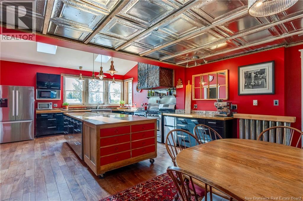 657 Royal Road - 23