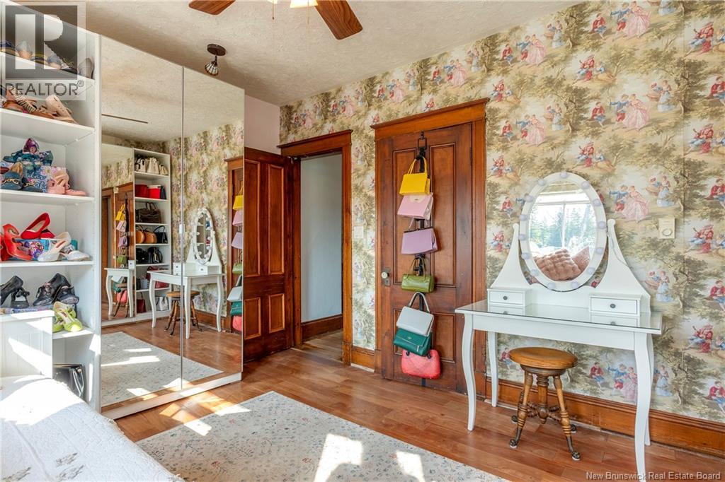 657 Royal Road - 42