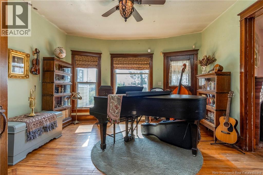 657 Royal Road - 7
