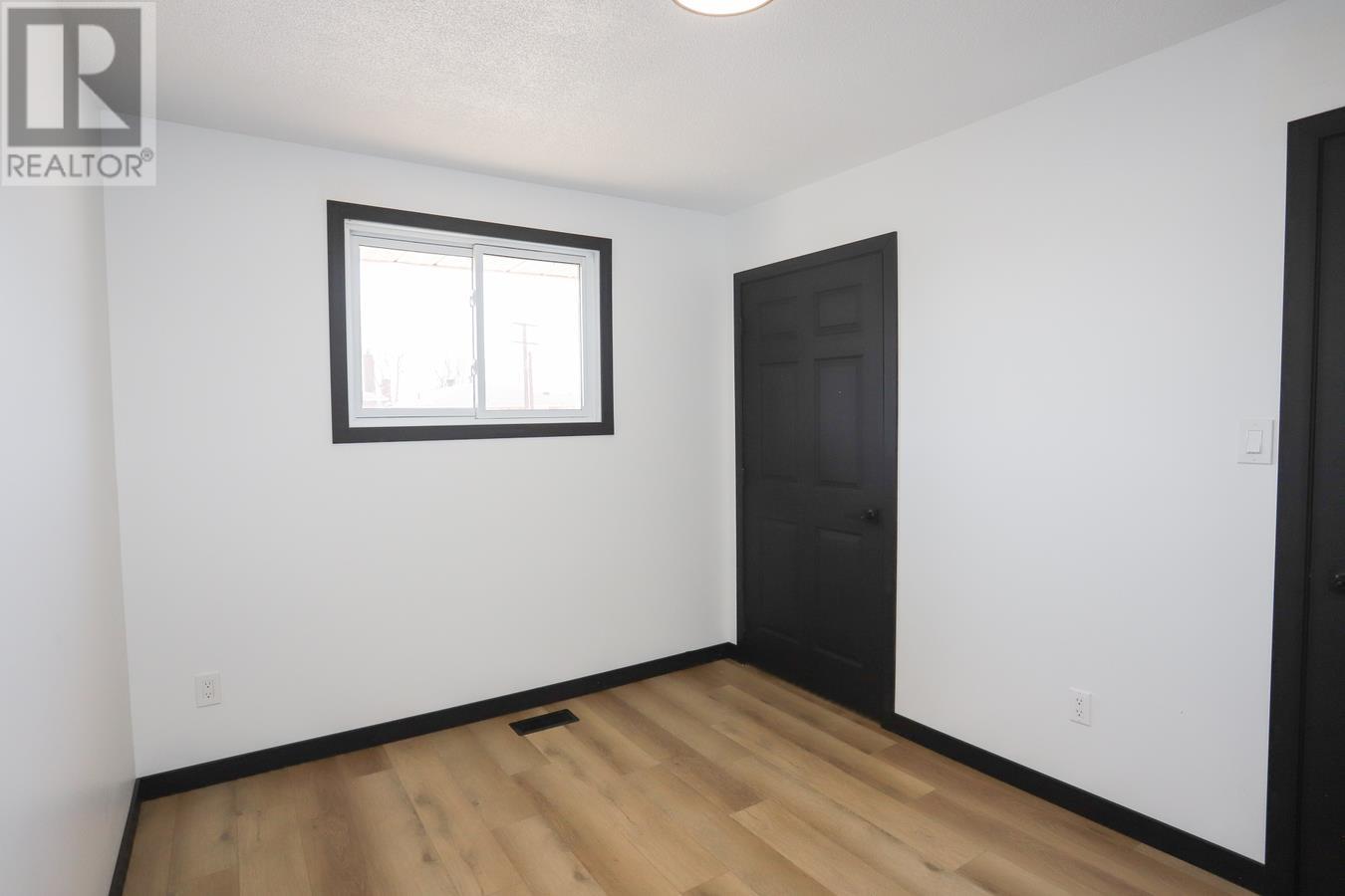 35 Pozzebon CRES, Sault Ste. Marie, Ontario, P6C6A7 — Photo 14