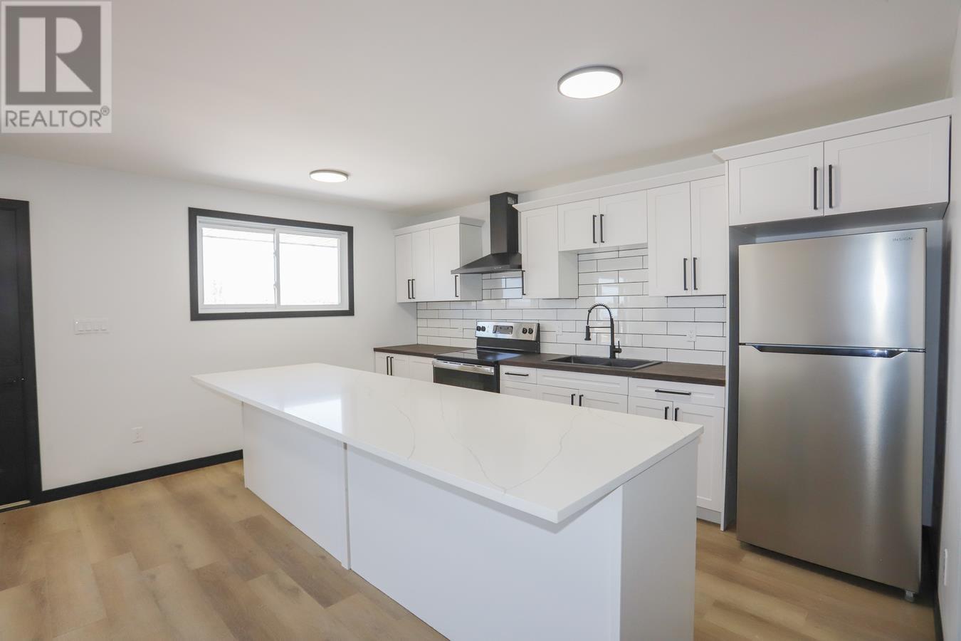 35 Pozzebon CRES, Sault Ste. Marie, Ontario, P6C6A7 — Photo 6
