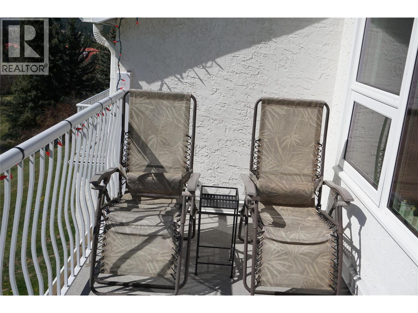 5054 RIVERVIEW Road Unit# 17, Fairmont Hot Springs