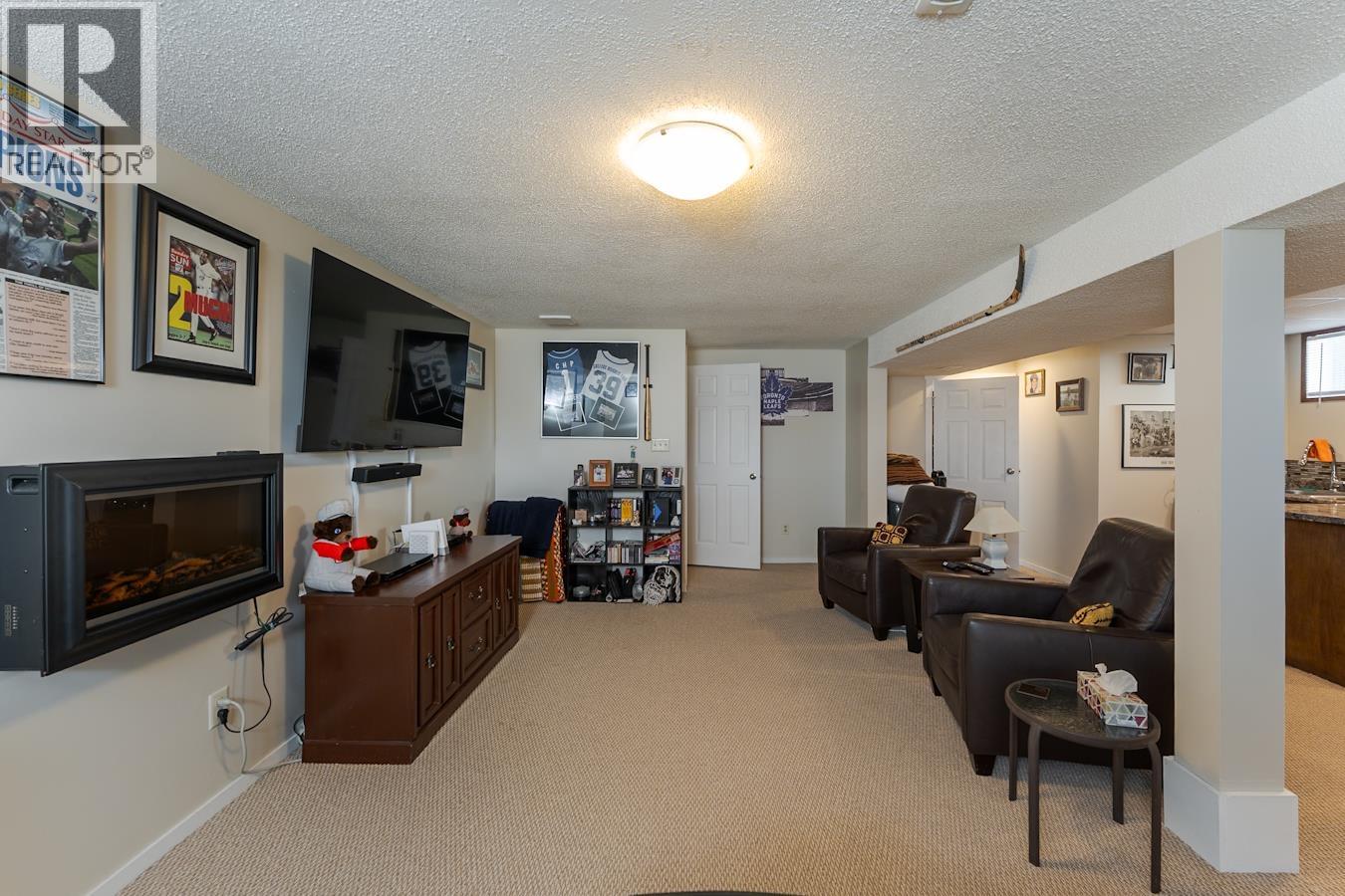 901 VEDDER CRESCENT, Prince George