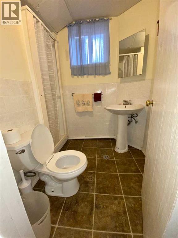 4709 46 Street — photo 25