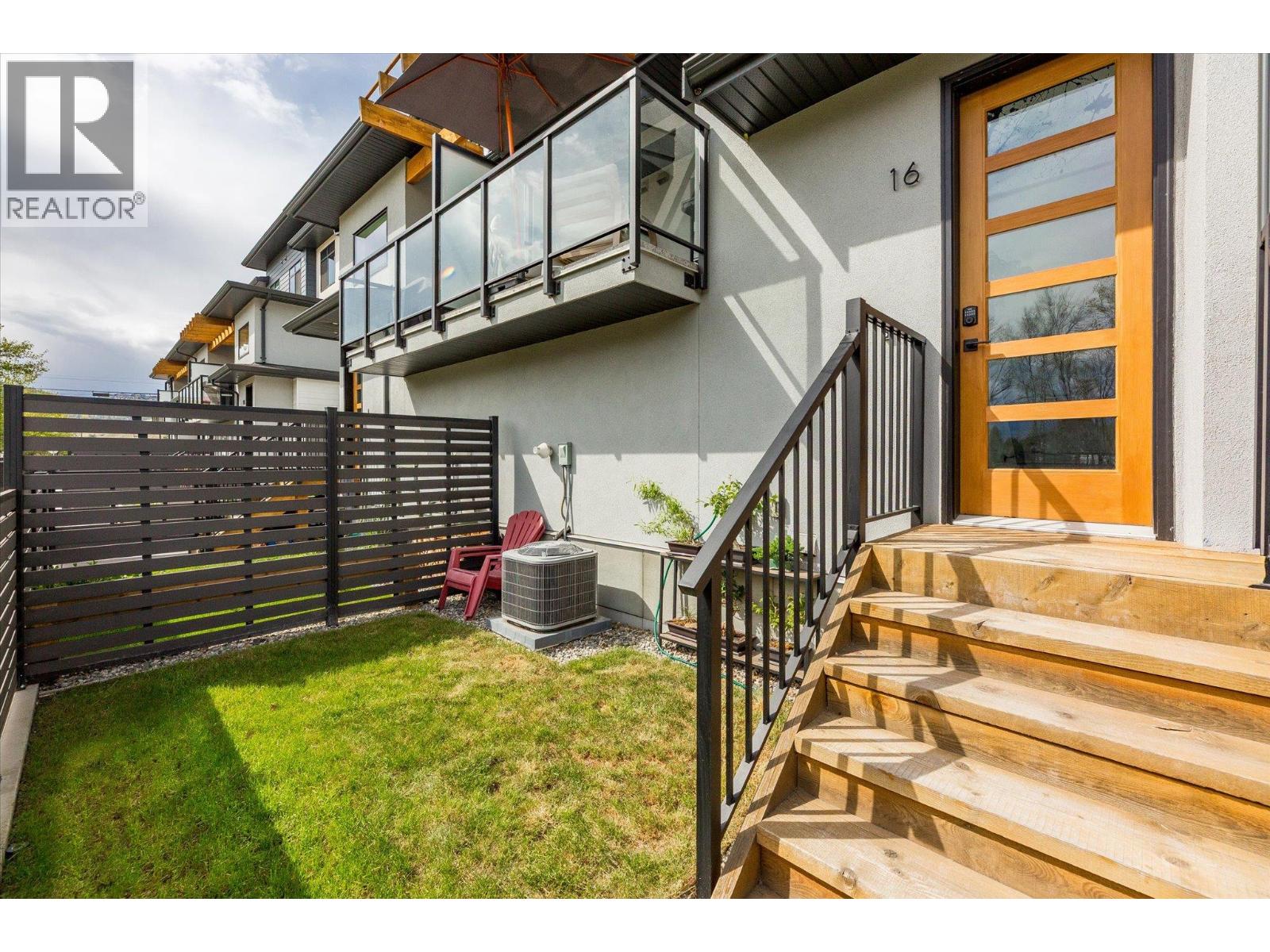 16 1225 Findlay Road, Kelowna