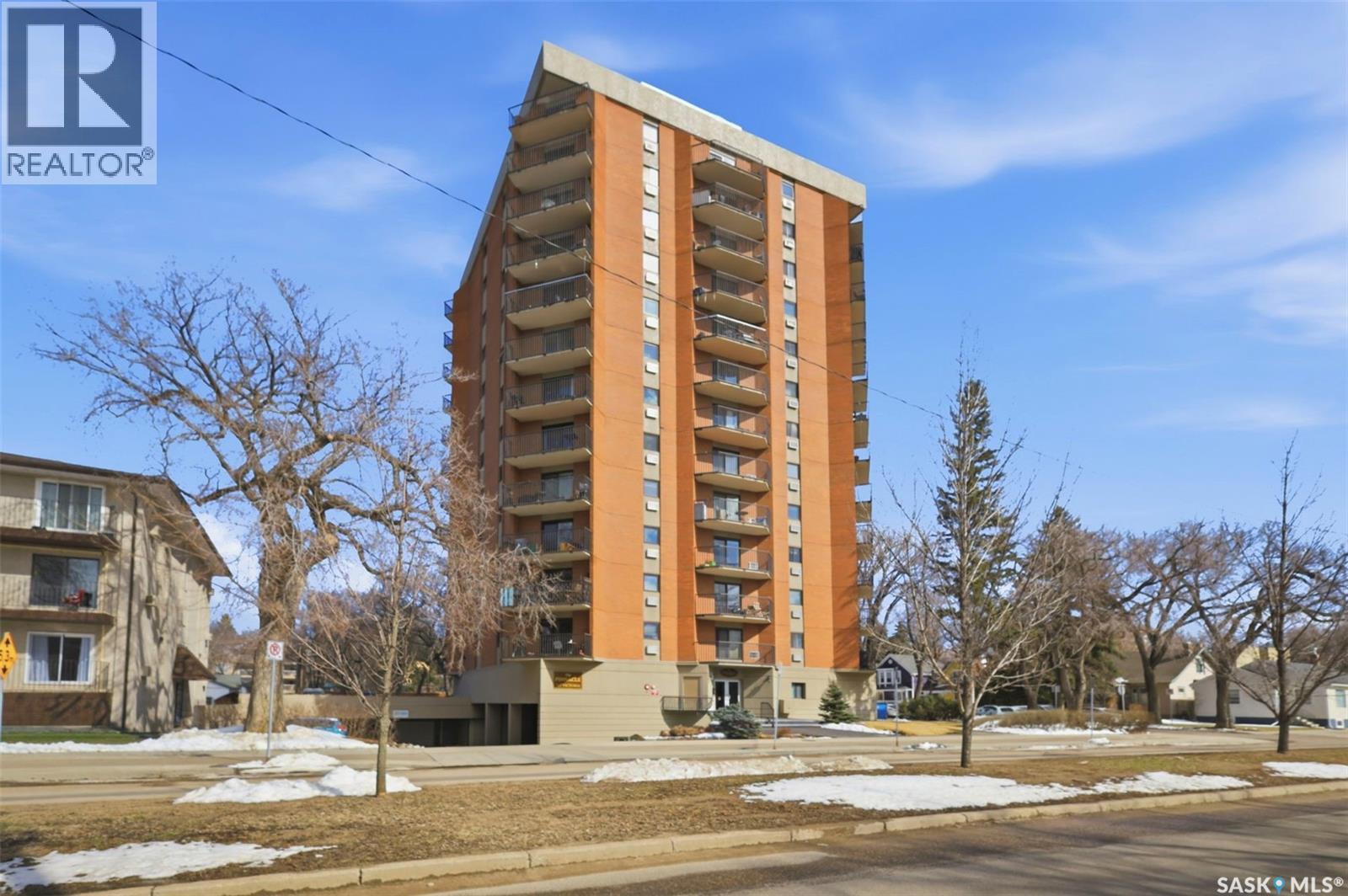 #501 717 Victoria AVENUE - 37