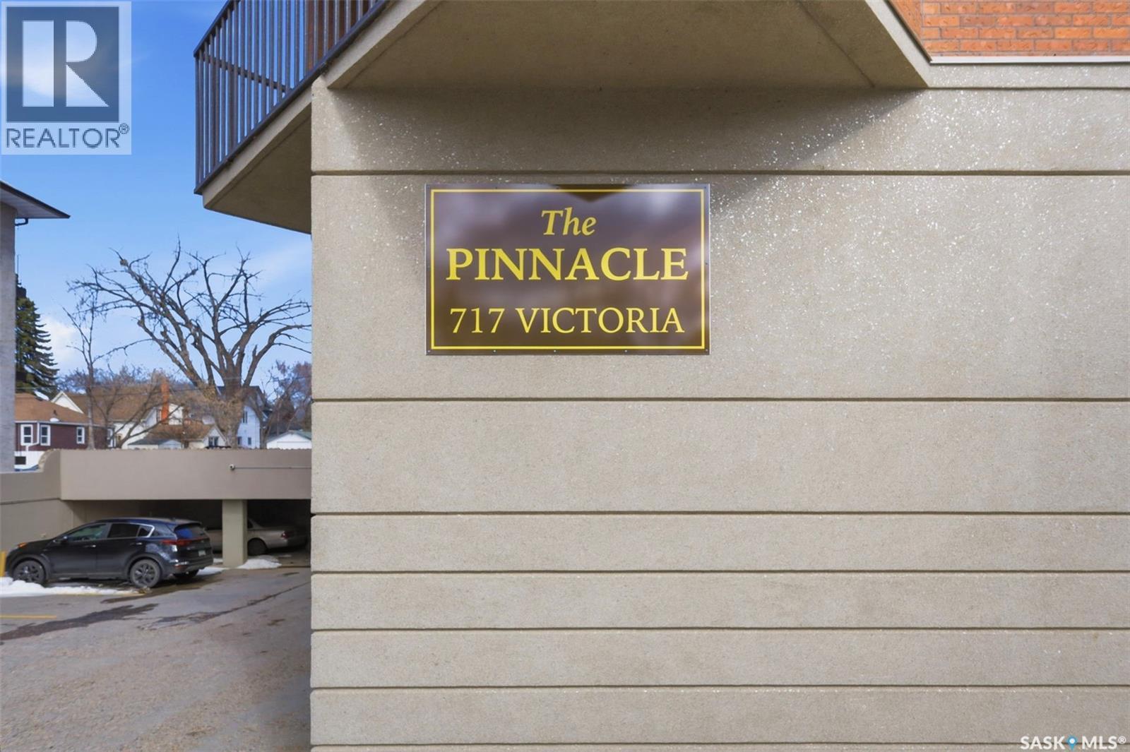 #501 717 Victoria AVENUE - 39