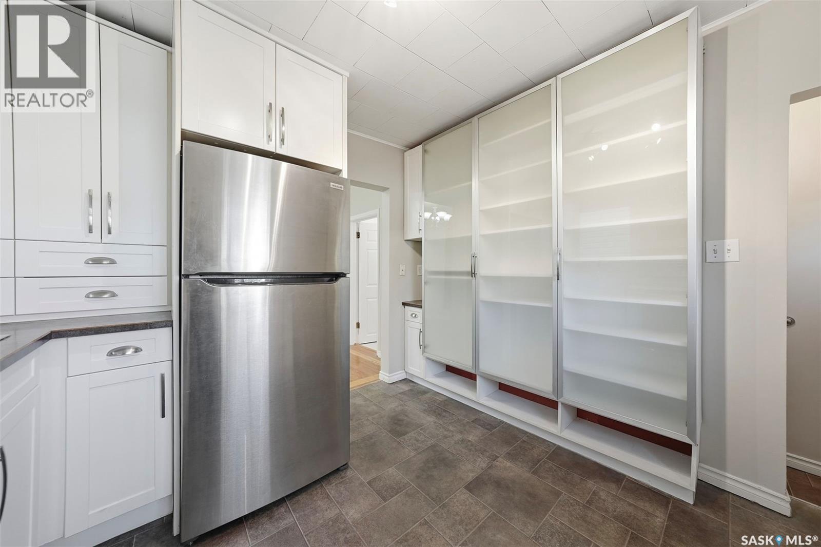 1336 H AVENUE N - 14