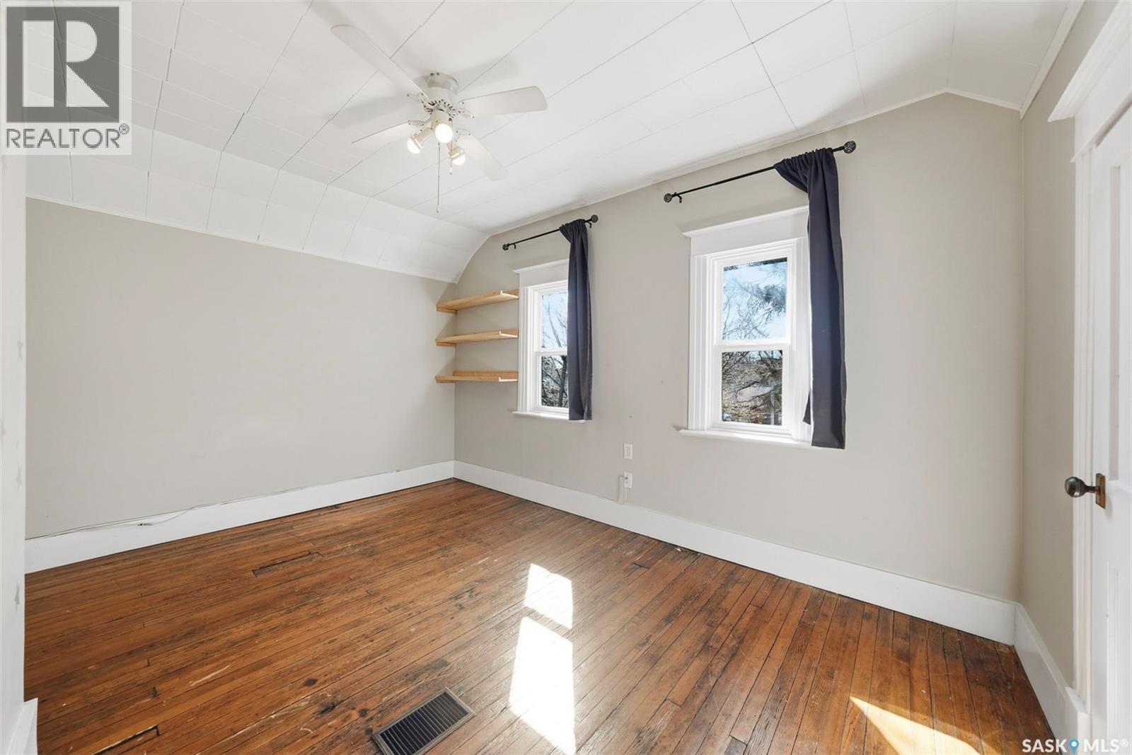 1336 H AVENUE N - 20