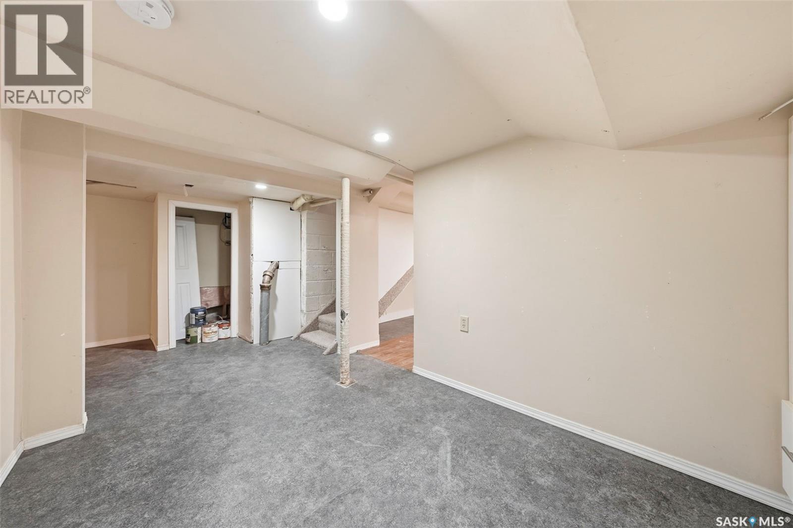 1336 H AVENUE N - 22