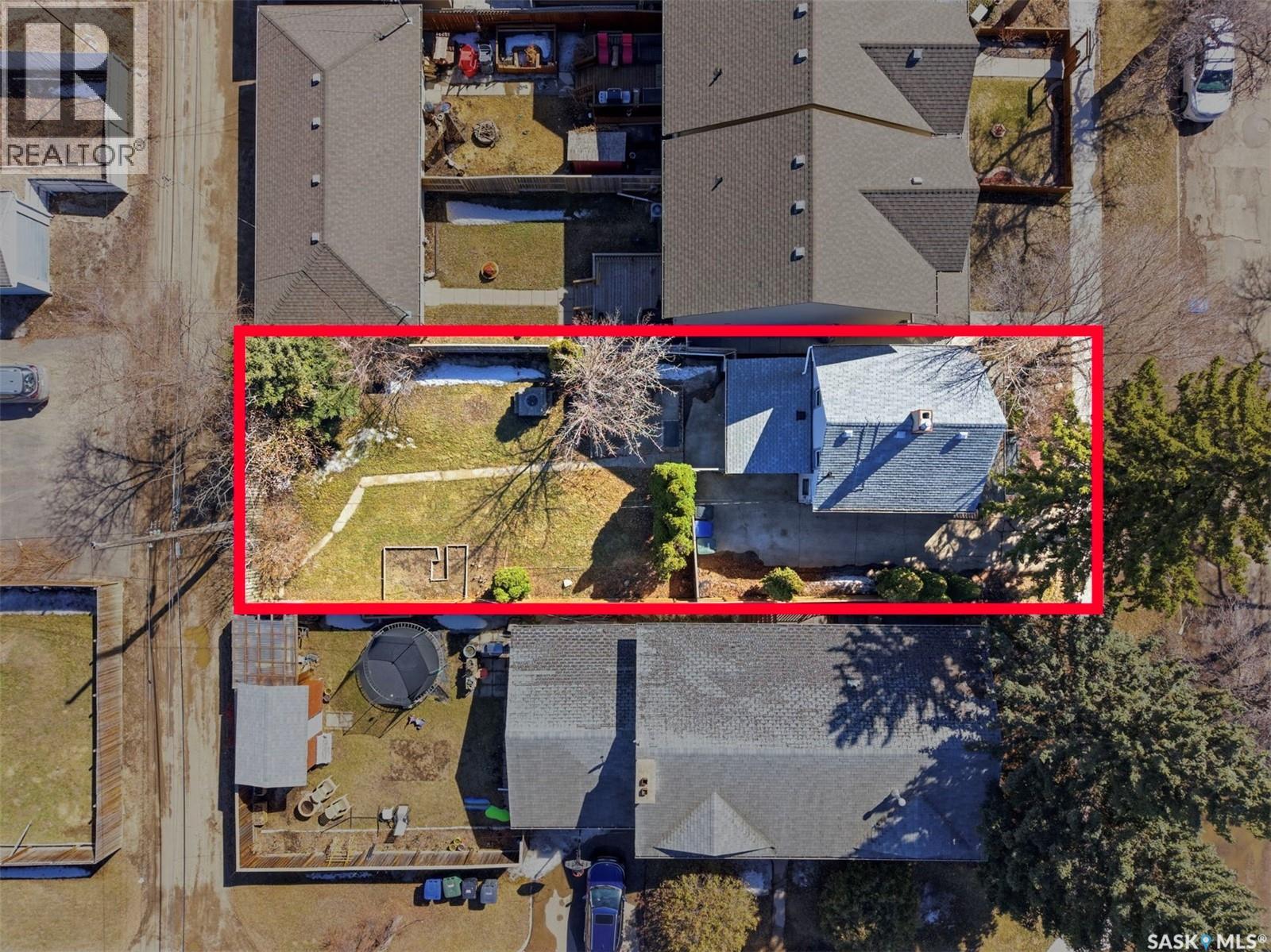 1336 H AVENUE N - 33