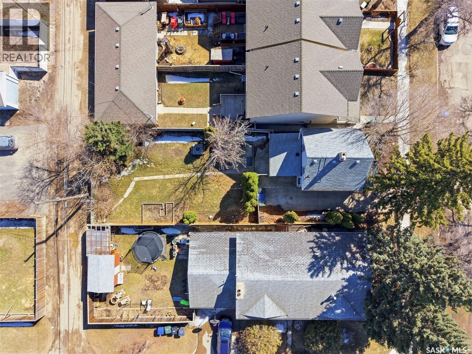 1336 H AVENUE N - 34