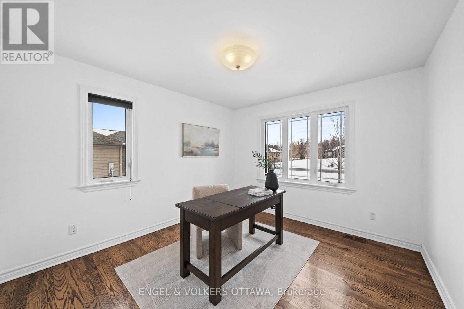 5579 LOMBARDY DRIVE - 22