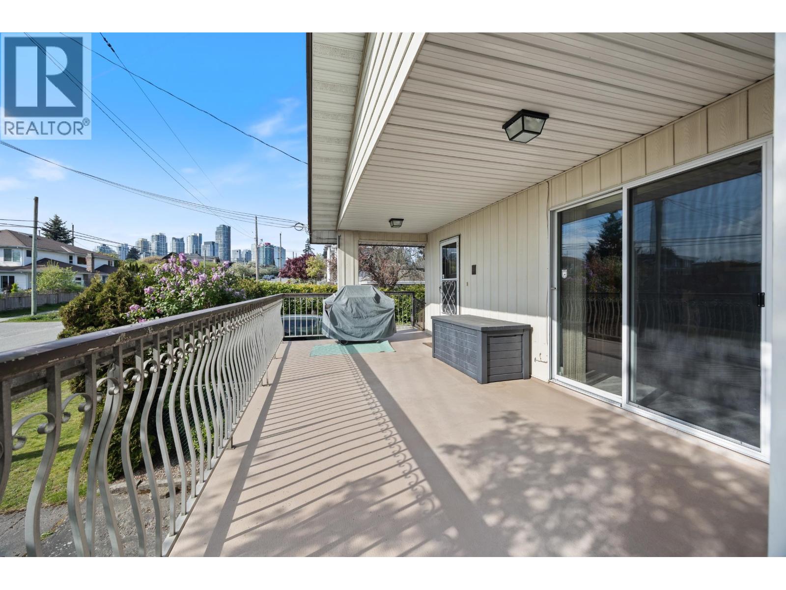 4 Bed, 3 Bath House for Sale in Burnaby – 4607 IRMIN STREET, Burnaby - Image 37