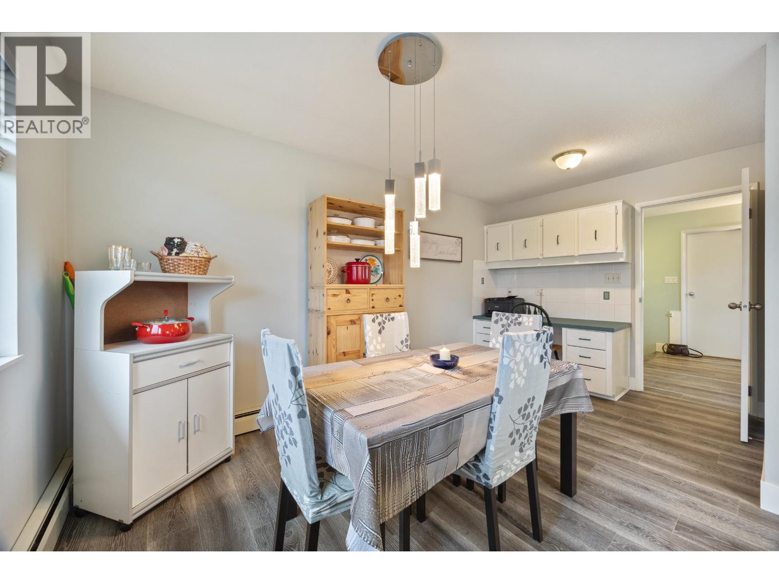 4 Bed, 3 Bath House for Sale in Burnaby – 4607 IRMIN STREET, Burnaby - Image 19