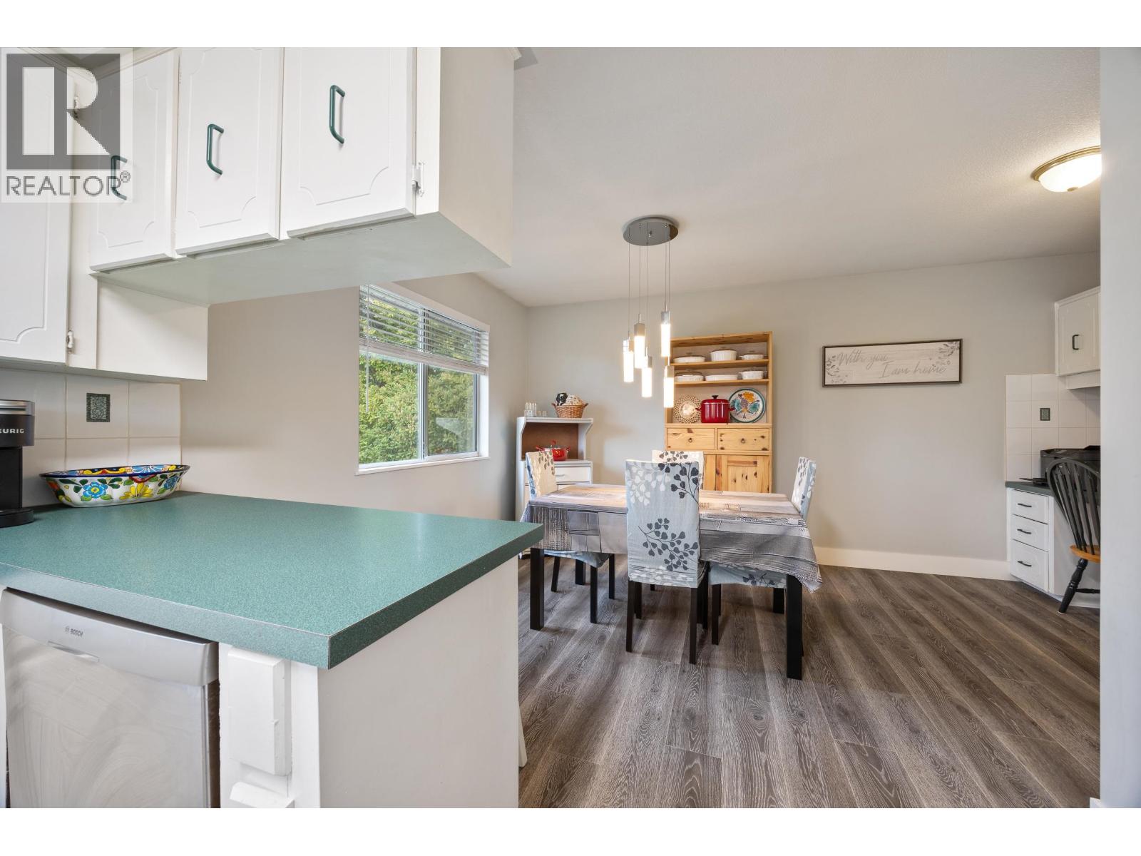 4 Bed, 3 Bath House for Sale in Burnaby – 4607 IRMIN STREET, Burnaby - Image 18