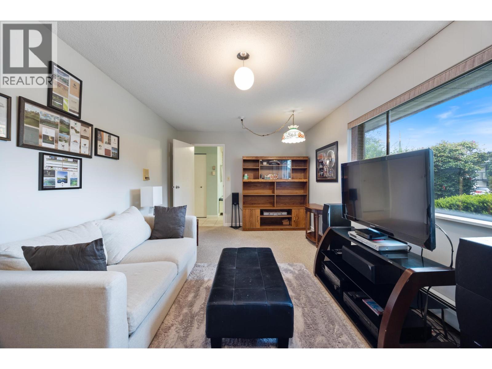 4 Bed, 3 Bath House for Sale in Burnaby – 4607 IRMIN STREET, Burnaby - Image 34